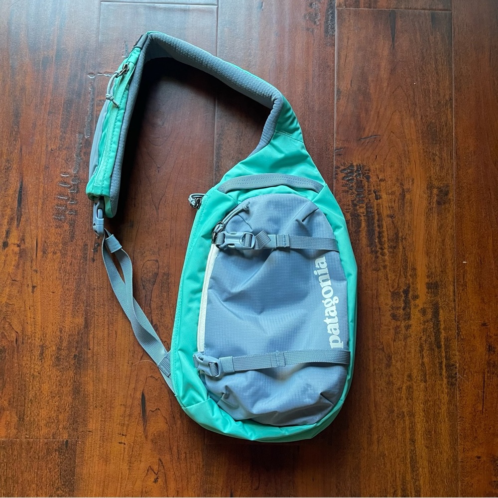 Patagonia Atom Sling Bag